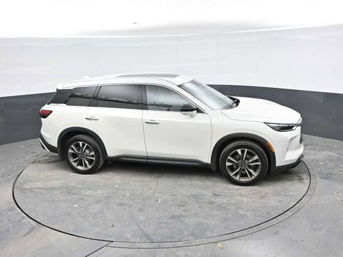 Used 2023 INFINITI QX60 Luxe w/ Cargo Package AWD/4WD image 32