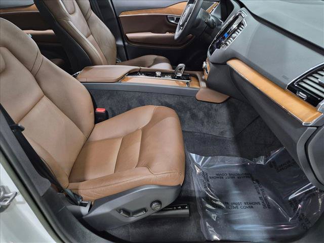 Used 2023 Volvo XC90 B5 Plus w/ Protection Package Premier AWD/4WD image 22
