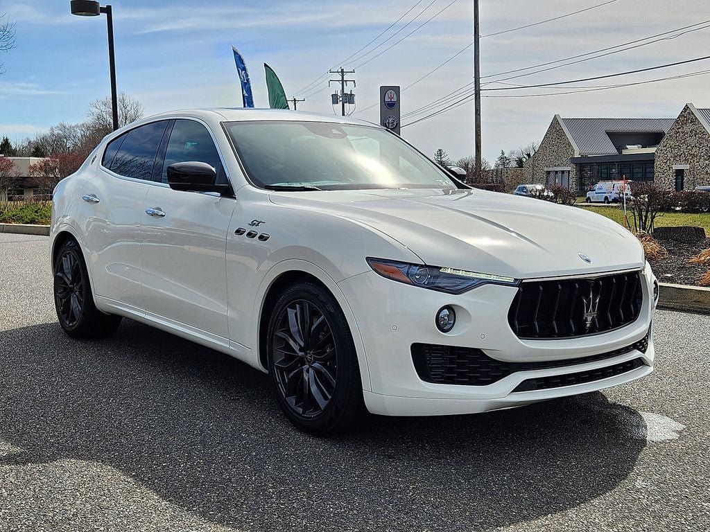 Used 2024 Maserati Levante GT Ultima AWD/4WD image 16