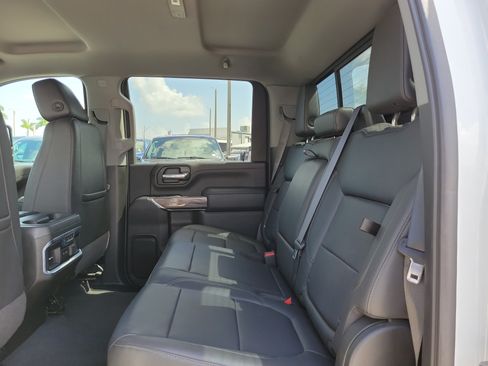 Used 2022 Chevrolet Silverado 2500 LTZ w/ LTZ Plus Package AWD/4WD image 12