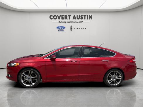 Used 2016 Ford Fusion Titanium FWD image 2