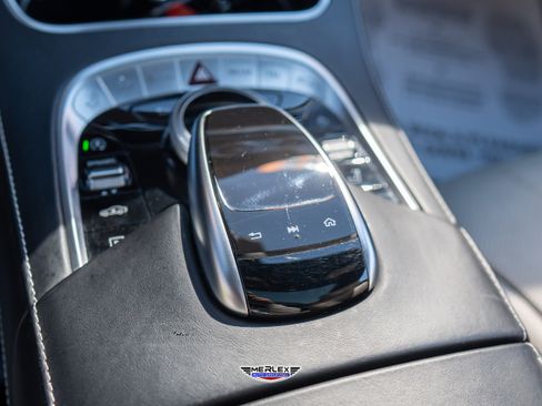 Used 2019 Mercedes-Benz S 560 Sedan w/ Premium Package image 40