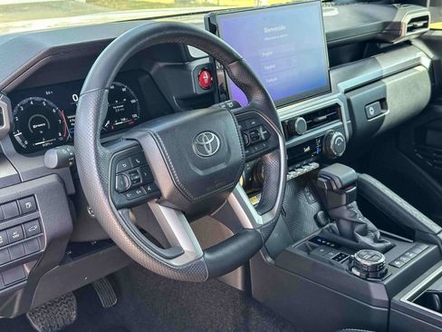 Used 2025 Toyota 4Runner TRD Off-Road Premium w/ Tow Technology Package AWD/4WD image 12