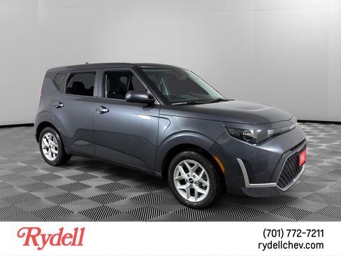 Used 2023 Kia Soul LX w/ Option Group 015 image 7