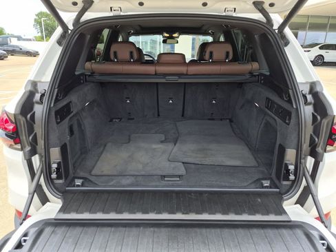 Certified 2024 BMW X5 xDrive40i w/ Premium Package AWD/4WD image 9