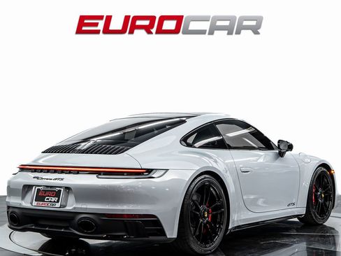 Used 2024 Porsche 911 Carrera GTS w/ Premium Package image 5