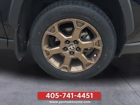 Used 2024 Toyota RAV4 AWD Hybrid image 9