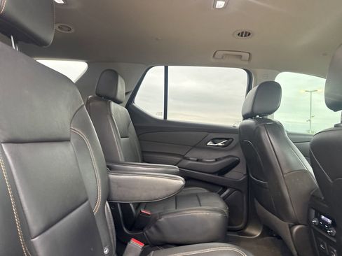 Used 2020 Chevrolet Traverse RS w/ LPO, Floor Liner Package image 26