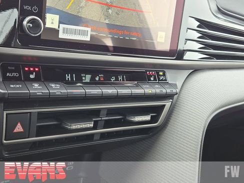 New 2026 Toyota Camry SE w/ Convenience Package image 10