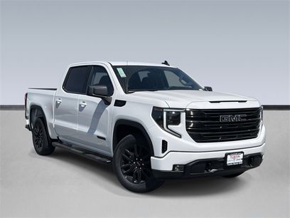 New 2026 GMC Sierra 1500 Elevation w/ LPO, Elevation Black Package