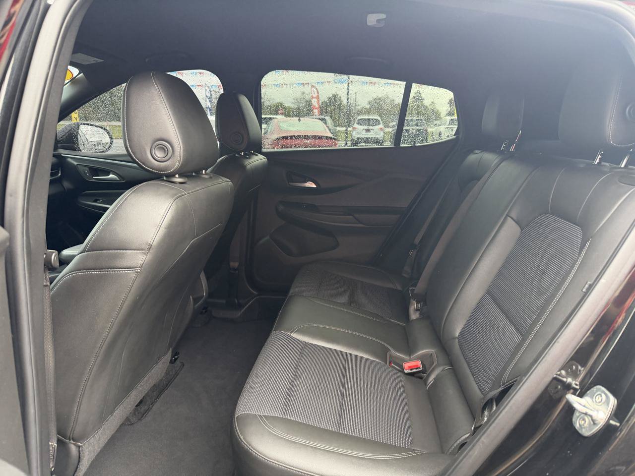 Used 2024 Buick Envista Preferred w/ Convenience I Package FWD image 17