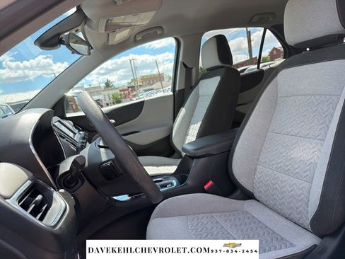 Used 2022 Chevrolet Equinox LS w/ LS Convenience Package FWD image 11