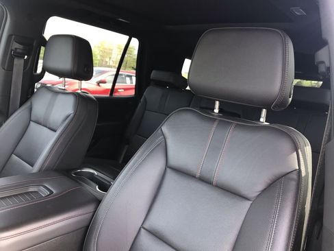Used 2023 Chevrolet Tahoe RST AWD/4WD image 11