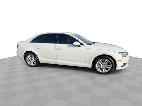 Used 2017 Audi A4 2.0T Premium image 2