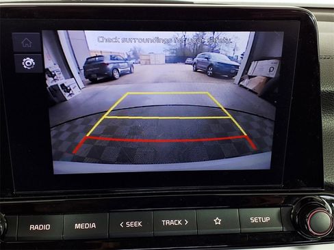 Used 2022 Kia Forte LXS w/ LXS Technology Package image 16