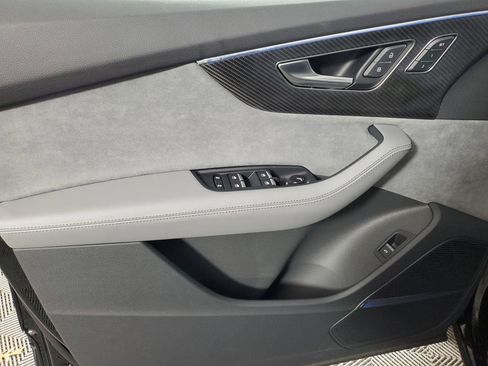 New 2026 Audi SQ7 Premium Plus image 18