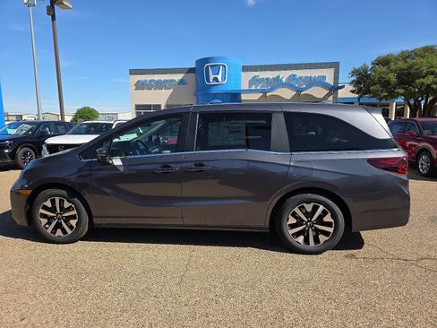 New 2026 Honda Odyssey EX-L image 2