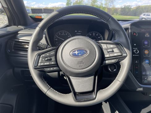 Certified 2025 Subaru Forester Premium AWD/4WD image 17