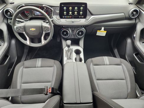 New 2026 Chevrolet Blazer LT image 17