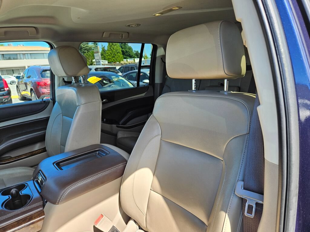 Used 2019 Chevrolet Suburban LT AWD/4WD image 16
