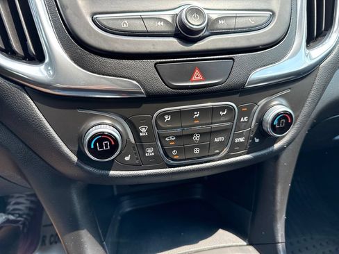Used 2019 Chevrolet Equinox LT AWD/4WD image 31