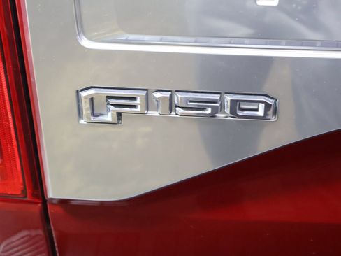 Used 2015 Ford F150 Platinum w/ Equipment Group 701A Luxury AWD/4WD image 8