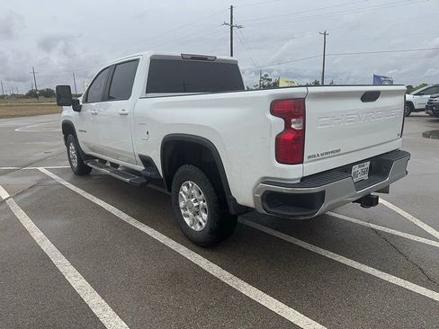 Used 2023 Chevrolet Silverado 2500 LT w/ Convenience Package AWD/4WD image 4