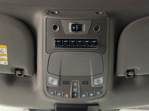 Used 2020 Ford F250 4x4 Crew Cab Super Duty image 12