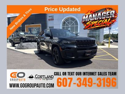 Used 2023 Jeep Grand Cherokee L Laredo