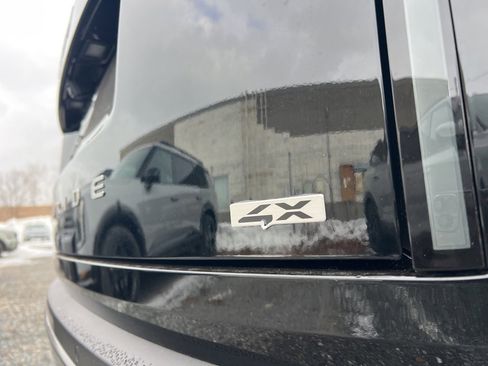 New 2027 Kia Telluride S image 7