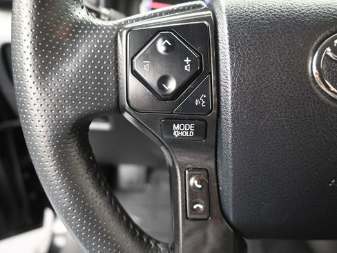 Used 2024 Toyota 4Runner TRD Off-Road image 27