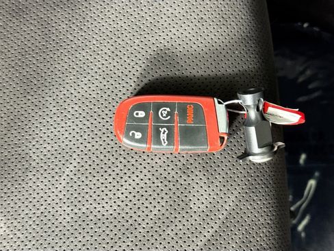 Used 2019 Dodge Challenger SRT Hellcat w/ Laguna Leather Package image 41