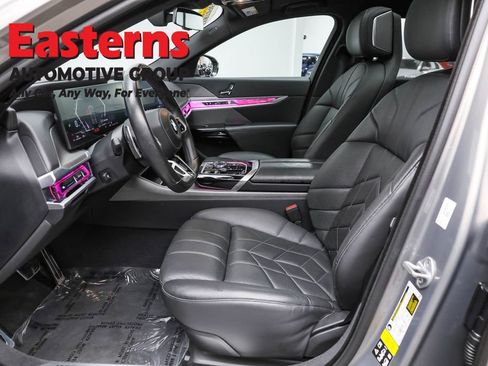 Used 2023 BMW 760i xDrive w/ Executive Package AWD/4WD image 14