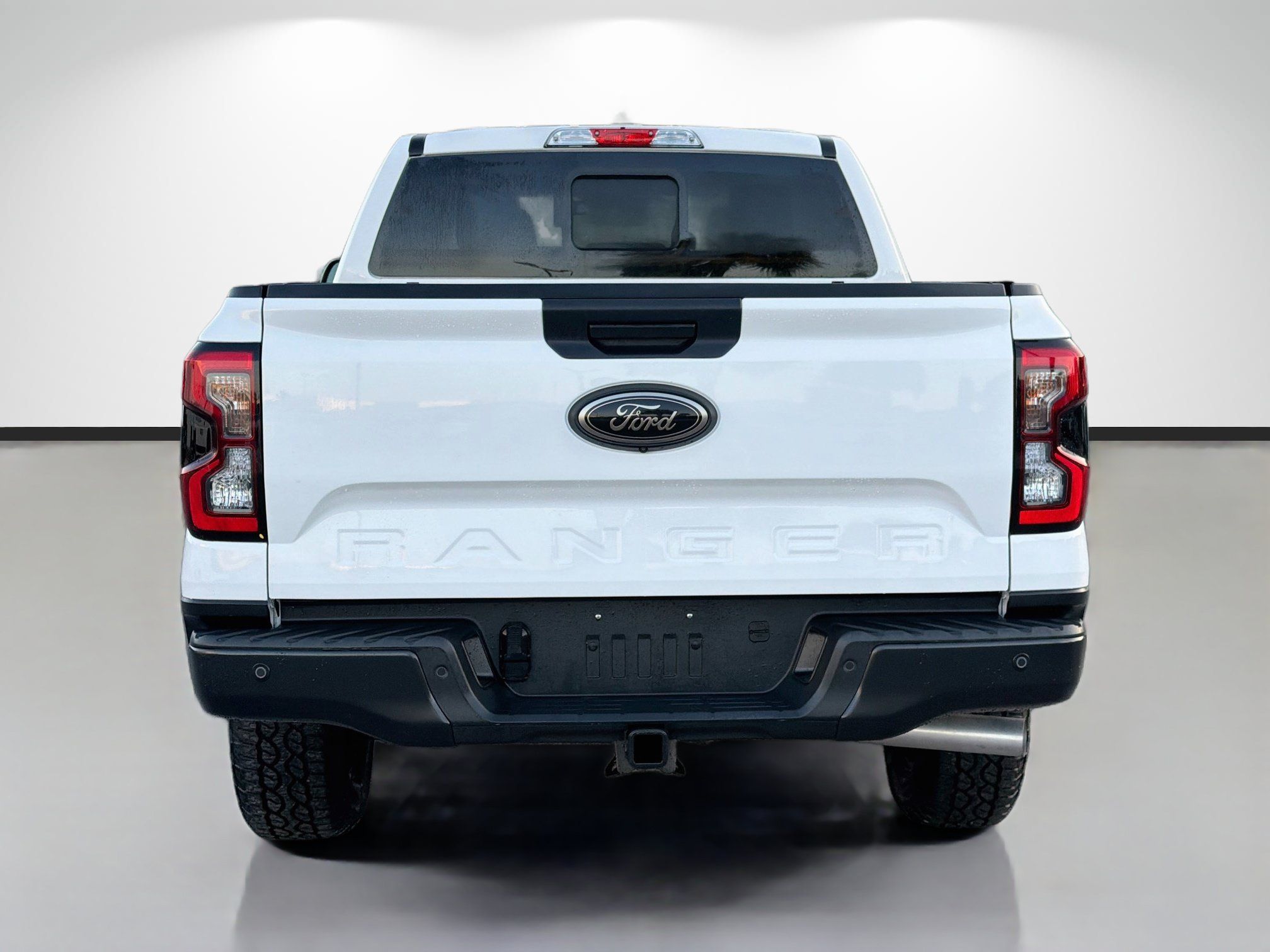 Used 2025 Ford Ranger XLT w/ Black Appearance Package RWD image 4