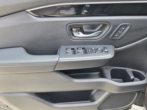 Certified 2025 Honda Pilot EX-L image 31