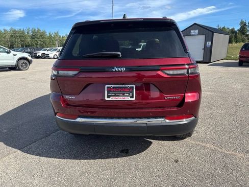 Used 2022 Jeep Grand Cherokee Limited AWD/4WD image 8