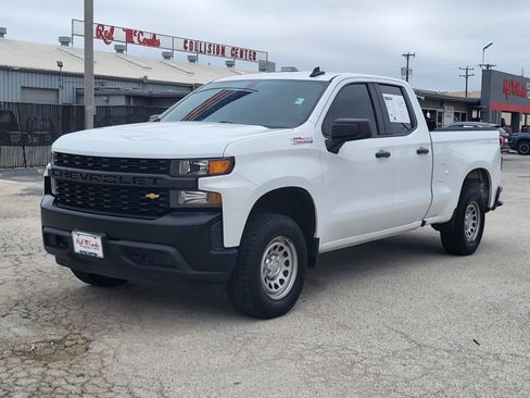 Used 2020 Chevrolet Silverado 1500 W/T w/ WT Value Package AWD/4WD image 6