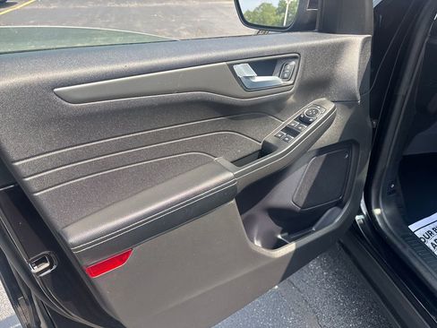 Used 2024 Ford Escape SE FWD image 48