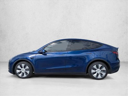 Used 2021 Tesla Model Y Long Range AWD/4WD image 9