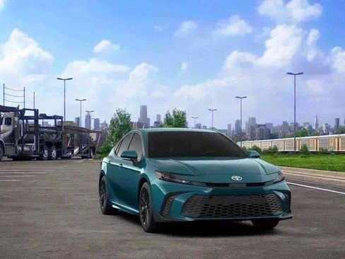 New 2026 Toyota Camry SE w/ Convenience Package AWD/4WD image 16