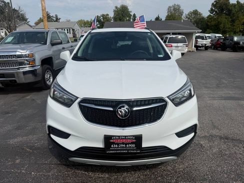 Used 2020 Buick Encore Preferred FWD image 3