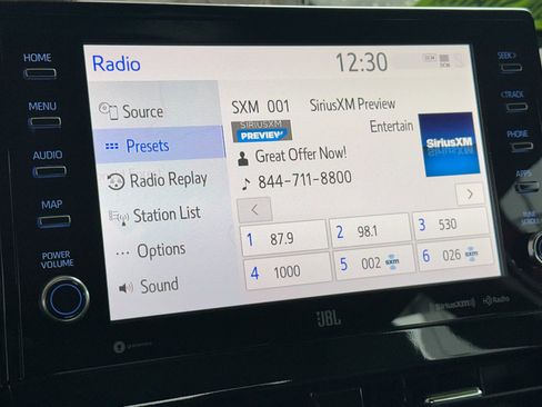 Used 2022 Toyota Camry XSE w/ Navigation Upgrade Package image 17