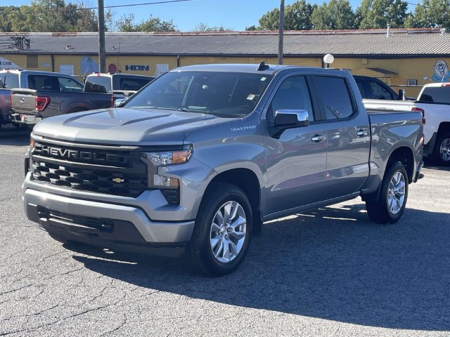 Used 2025 Chevrolet Silverado 1500 Custom RWD image 9