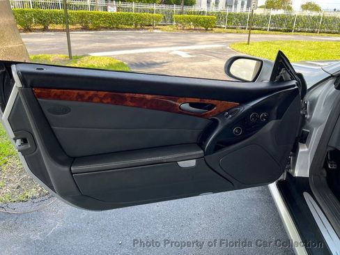 Used 2006 Mercedes-Benz SL 500 image 39