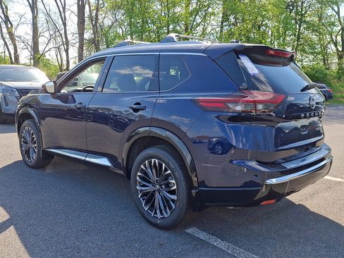 New 2026 Nissan Rogue Platinum AWD/4WD image 3