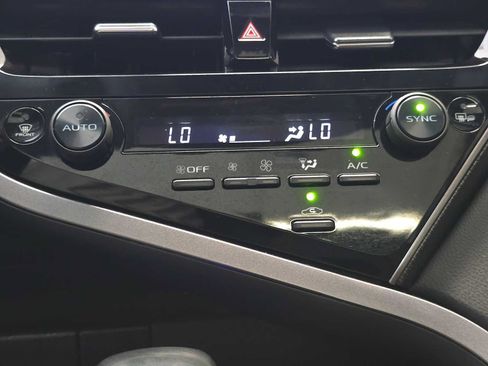 Certified 2023 Toyota Camry XSE w/ Cold Weather Package AWD/4WD image 15