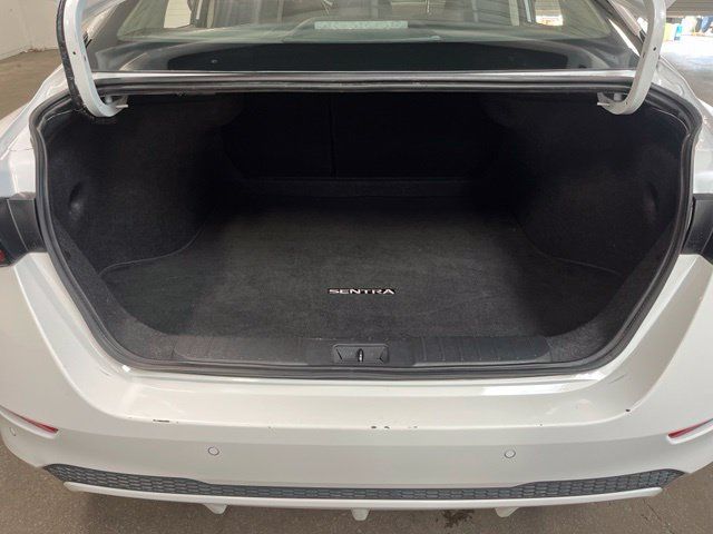 Used 2025 Nissan Sentra SV FWD image 17