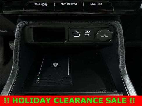 Used 2024 Honda Pilot TrailSport image 34