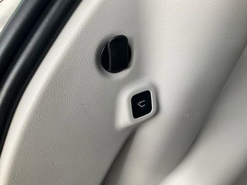 Used 2022 Jeep Compass Latitude w/ Convenience Group image 29