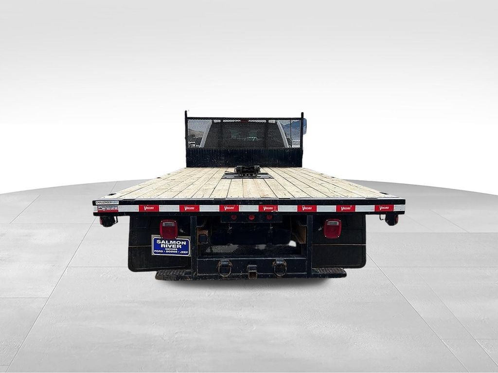 Used 2024 Ford F550 4x4 Crew Cab Super Duty image 6
